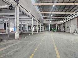 Benoi Road (D22), Warehouse #577733461